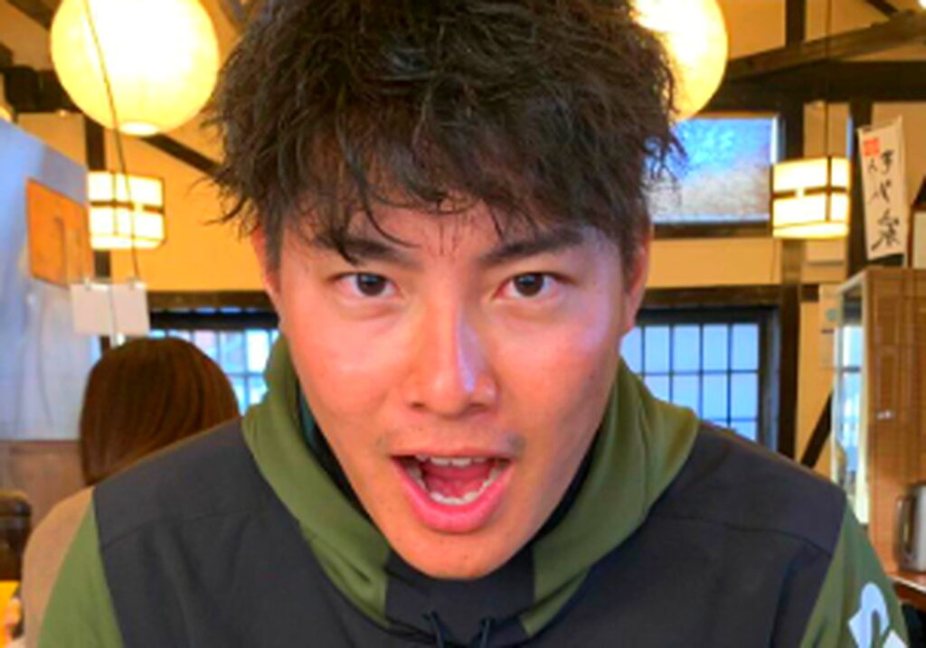 ゴルフ 栗永遼キャディー