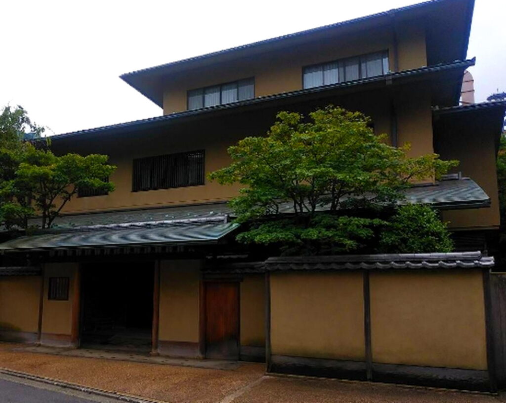 千玄室政興 自宅 出典：裏千家 公式サイトより