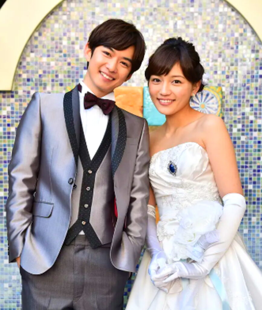 千葉雄大 川口春奈 出典：モデルプレスより